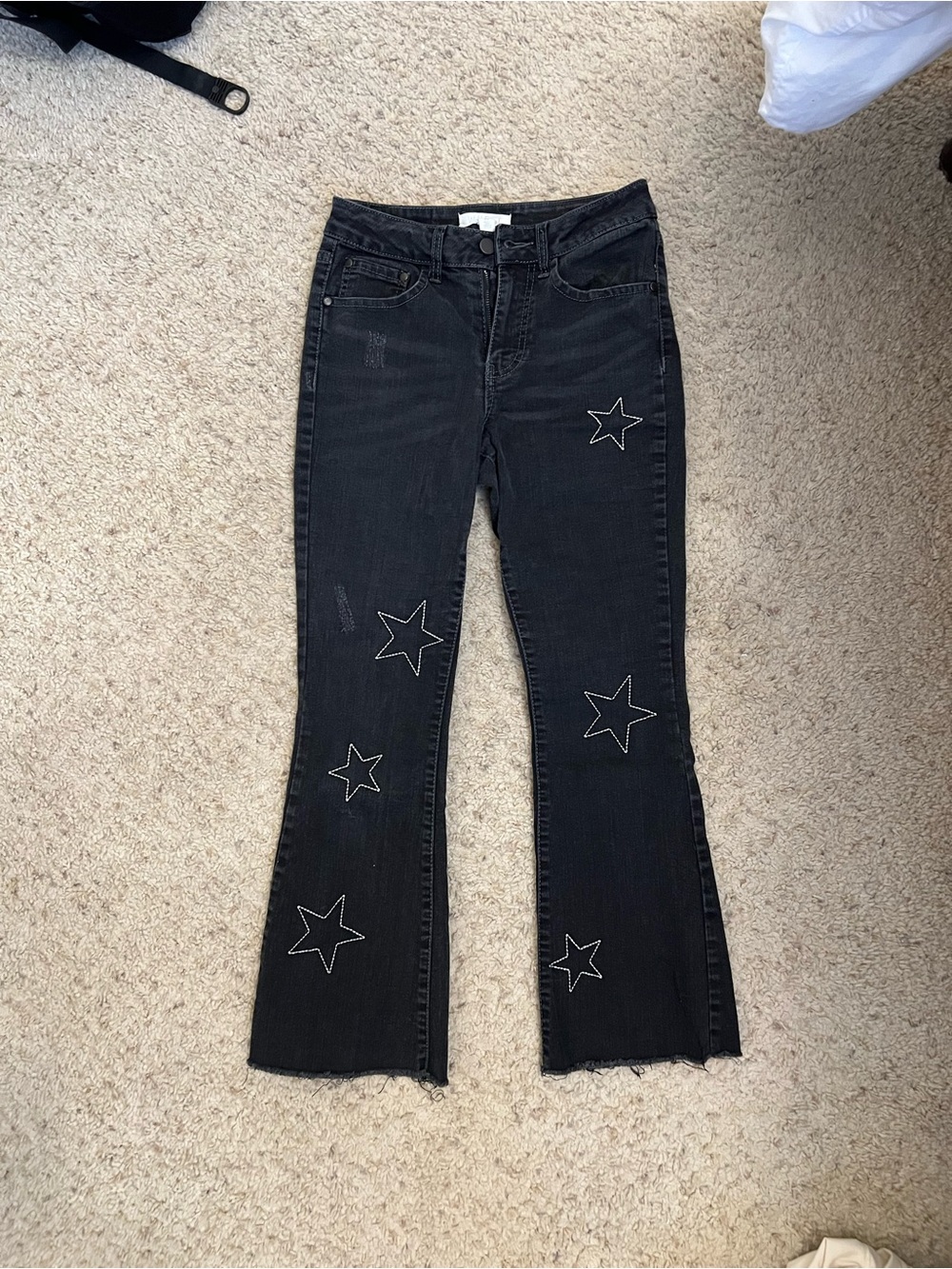 Wild Pearl Black Star Jeans EUC size 25, High-Rise Bootcut Jeans